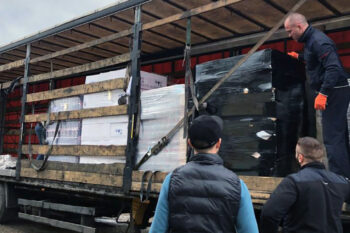 10 Tonnen Lebensmittel und Hygieneartikel erreichen Czernowitz - Ukrainehilfe | Köln