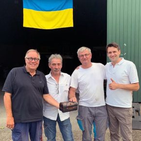 Der Kleingärtnerverein Efferenweg übergibt eine großzügige Spende - Ukrainehilfe | Köln