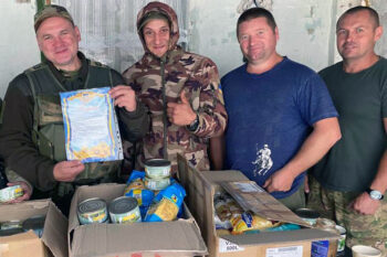 Freiwillige in Donezk freuen sich über gespendete Lebensmittel - Ukrainehilfe | Köln