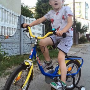 Große Freude bei ukrainischen Kindern über gespendete Fahrräder aus Deutschland - Ukrainehilfe | Köln