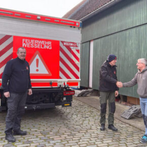 Wir danken der Feuerwehr Wesseling für die sehr umfangreiche Materialspende - Ukrainehilfe | Köln