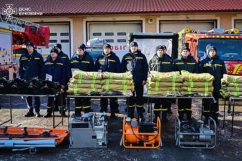 Große Materialspende der Feuerwehr Wesseling erreicht die ukrainischen Kollegen in Czernowitz - Ukrainehilfe | Köln