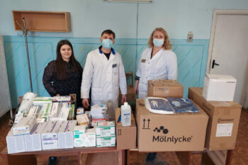 Ukrainische Ärzte erhalten Medikamente - Ukrainehilfe | Köln